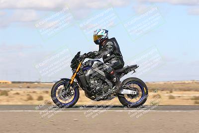 media/Nov-03-2024-TrackDaz (Sun) [[44580f4982]]/B Group/1220pm (Wheelie Bump)/